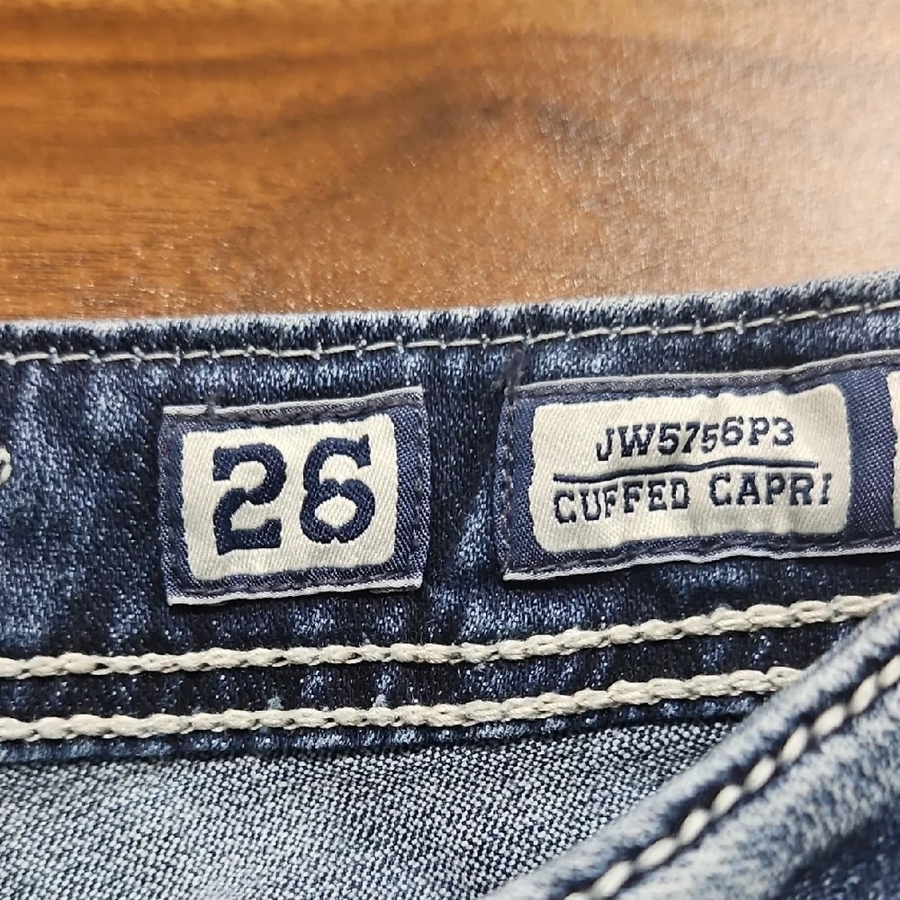 Miss Me Women's Dark Blue Cuffed Capri Jeans - Picture 3 of 11